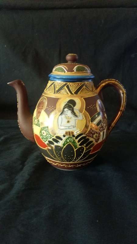 Beautiful Vintage Satsuma Style hand painted porcelain Tea Pot