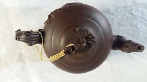 Highly Collectible Yixing Chinese vintage clay Tea Pot. 250ml. With detailed Tea Plant Pattern.