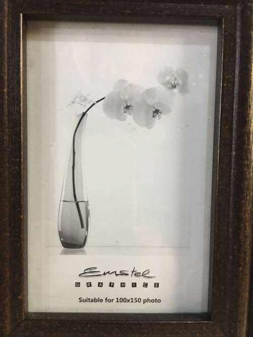 WOW !!! FANTASTIC DESIGNER PICTURE FRAME