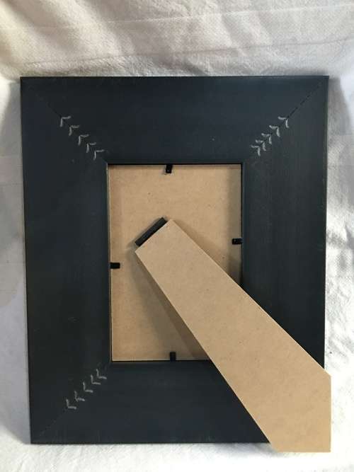 WOW !!! FANTASTIC DESIGNER PICTURE FRAME