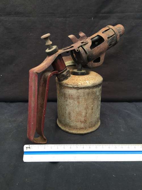 WOW!!! VINTAGE APEX PARAFFIN BLOW TORCH