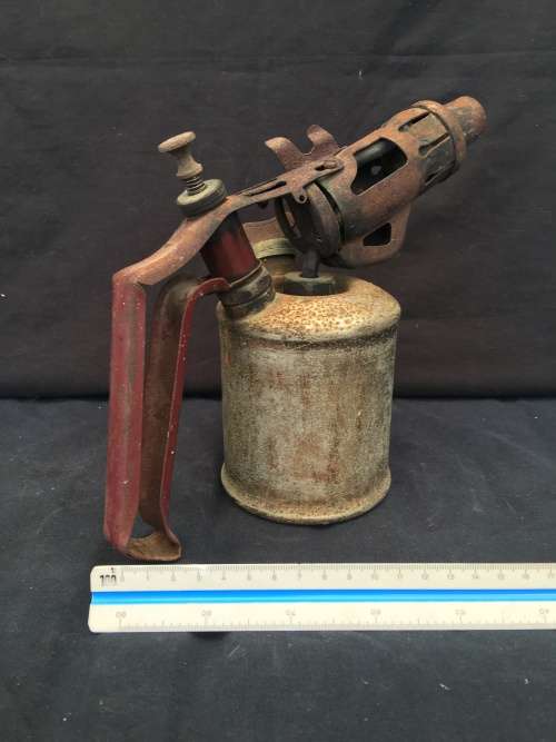 WOW!!! VINTAGE APEX PARAFFIN BLOW TORCH