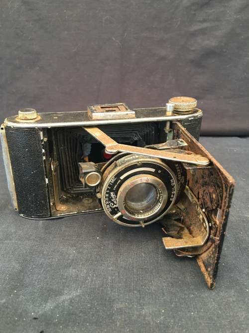 WOW !!! VINTAGE ENSIGN SELFIX 420 SHUTTER CAMERA 1945 . FOR SPARES OR REPAIRS OR DISPLAY