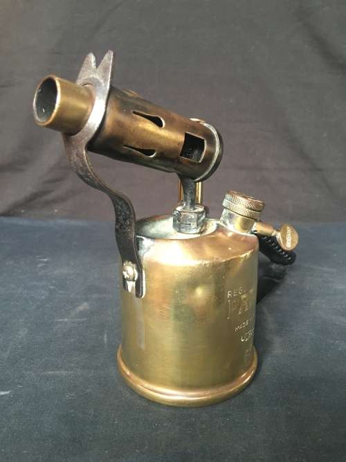 A VINTAGE BRASS PRIMUS BURNER No 630 MADE IN SWEDEN in outstanding condition