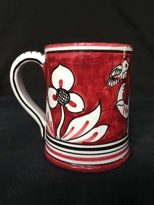 A VINTAGE HIGHLY COLLECTIBLE ITALIAN DERULA CERAMICS COFFEE MUG