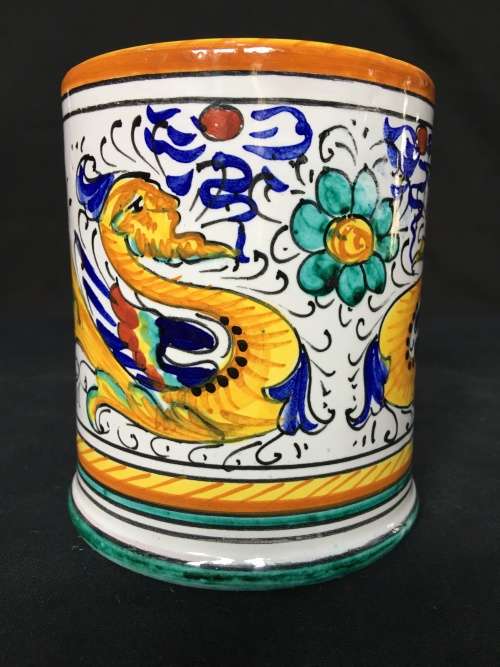 A VINTAGE HIGHLY COLLECTIBLE ITALIAN DERULA CERAMICS COFFEE MUG