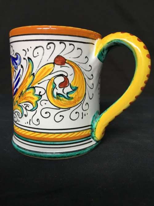 A VINTAGE HIGHLY COLLECTIBLE ITALIAN DERULA CERAMICS COFFEE MUG