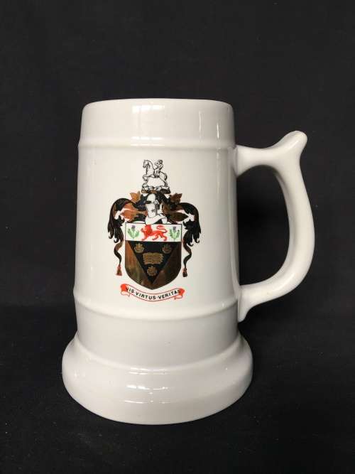 A LOVELY BEER TANKARD FROM RHODES UNIVERSITY BRANDED WITH THEIR LOGO/ MOTTO