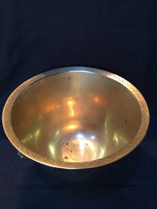 WOW !!! ABSOLUTELY STUNNING LARGE CHINESE SOLID BRASS VASE / PLANTER WITH MARKINGS