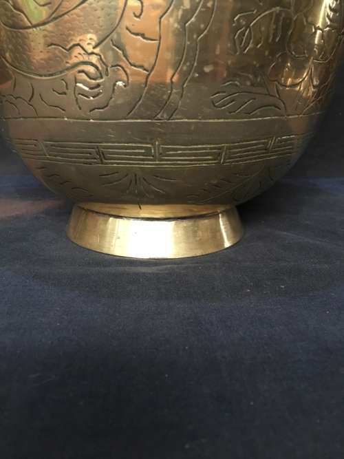 WOW !!! ABSOLUTELY STUNNING LARGE CHINESE SOLID BRASS VASE / PLANTER WITH MARKINGS