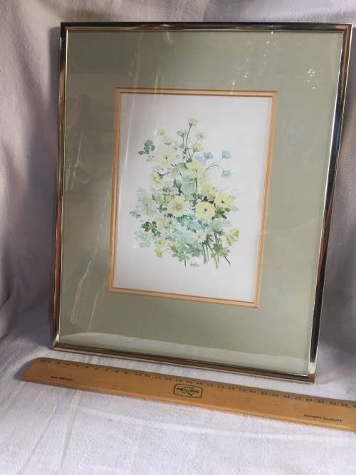 WOW !!! BEAUTIFUL FLORAL PRINT OF A JENKINS ORIGINAL IN A STYLISH FRAME BEHIND GLASS