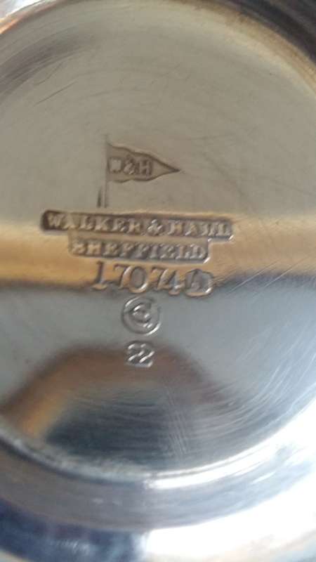 Vintage silver Plated Walker and Hall Sheffield 17074 Creamer with Lid - 250ml