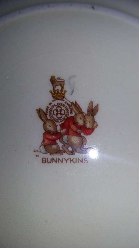 Beautiful Antique Royal Doulton  "BUNNYKINS" side Plate. 16.5 cm Signed