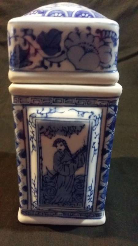 Beautiful Vintage Chinese Porcelain Large Blue and white Tea Caddy Hand Painted pictures on all side