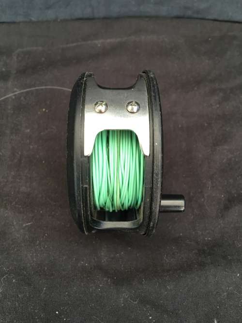 WOW !! VINTAGE MARADO BASIS F G67 TROUT FLY FISHING REEL WITH LINE AND WORKING PERFECTLY
