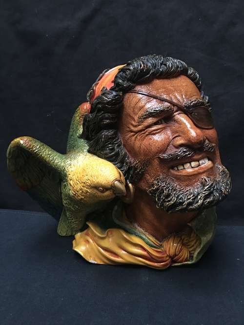 STUNNING VINTAGE "BOSSONS" CHALKWARE FIGURAL WALL HANGING PIRATE WITH PARROT TITLED BUCCANEER 1964