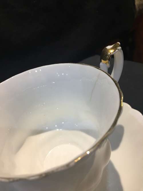 WOW !!! *********LOW R1 START *********ROYAL ALBERT VAL D'or TEA TRIO