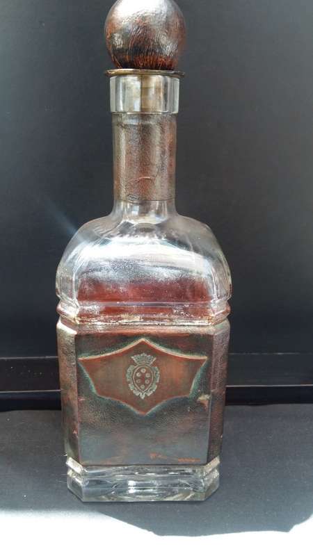 Beautiful Well Used Vintage Glass and  Fine Leather Cladded Decanter with Leather Cladded stopper