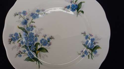 Beautiful Vintage Royal Albert "FORGET ME NOT" Trio c1950s
