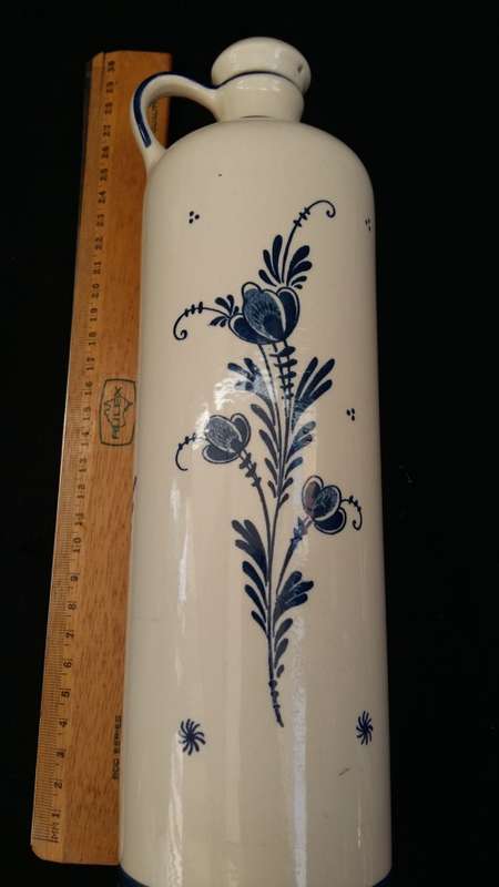 Rare Vintage Delft Blue Jonge Bols Dubbelgestookte Graanjenever, Dutch Official Gin Bottle.