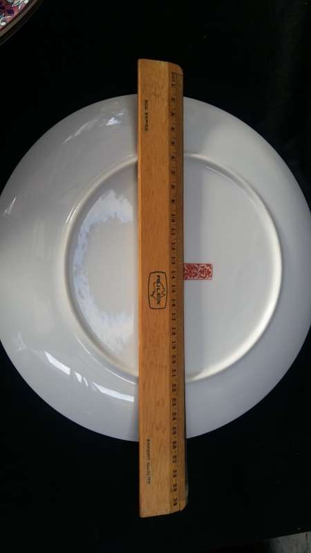 Collectible Vintage Japanese Imperial Hokkaido Imari Large Display Plate/Charger. 28 cm