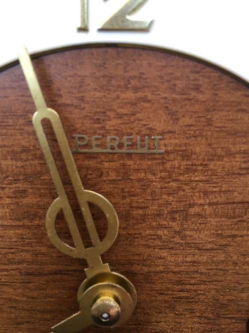 WOW !!! STUNNING MAHOGANY CASED FRANZ HERMLE MANTLE CLOCK WITH THE KEY IN PERFECT WORKING ORDER