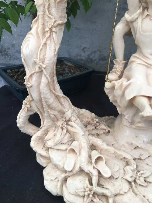 WOW !!! STUNNING LARGE RESIN FAIRYTALE STYLE ORNAMENT OF KIDS SWINGING IN A TREE