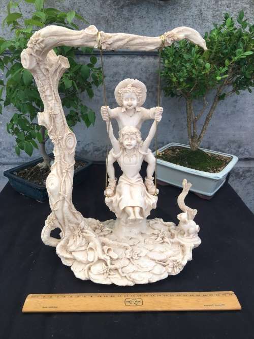 WOW !!! STUNNING LARGE RESIN FAIRYTALE STYLE ORNAMENT OF KIDS SWINGING IN A TREE
