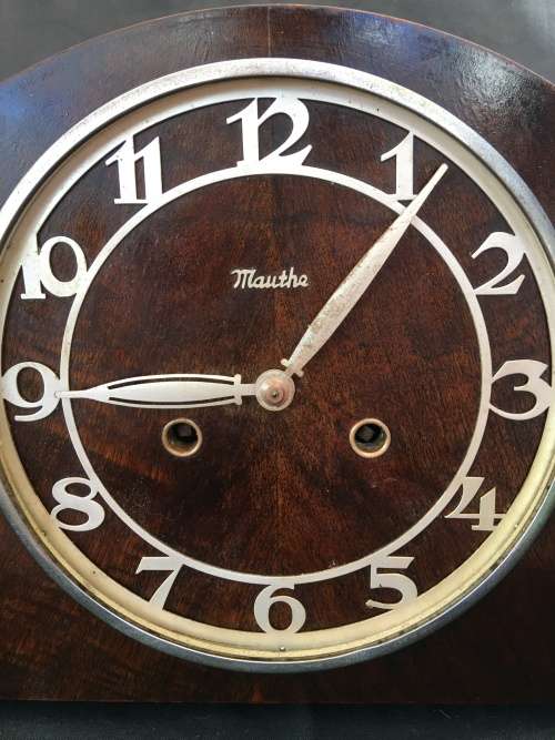 STUNNING MAUTHE GERMAN MANTLE CLOCK IN FULL WORKING ORDER WITH THE KEY