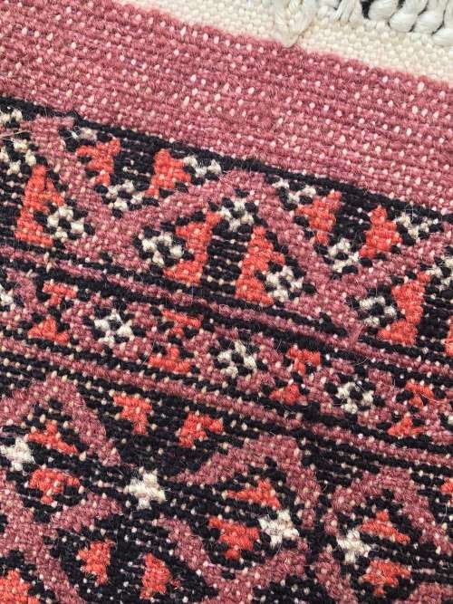 WOW !!!!  A STUNNING PURE WOOL HAND KNOTTED BOKHARA PERSIAN CARPET 1280 X 600mm