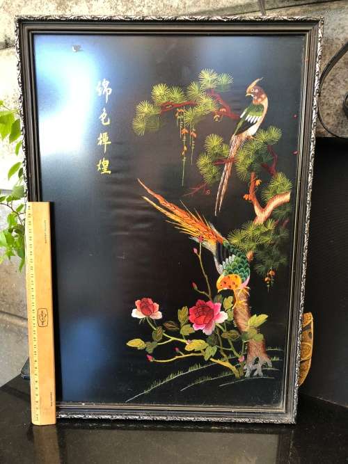 WOW !!! STUNNING FRAMED BEHIND GLASS CHINESE SILK EMBROIDERY OF BIRDS WITH CALLIGRAPHY