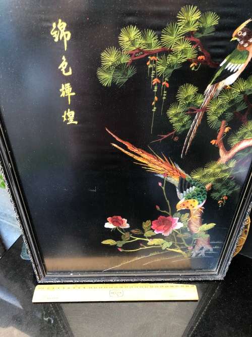 WOW !!! STUNNING FRAMED BEHIND GLASS CHINESE SILK EMBROIDERY OF BIRDS WITH CALLIGRAPHY