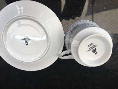 Stunning Vintage Crown Ming Fine China - Jian Shiang- Porcelain Tea Cup and Saucer.