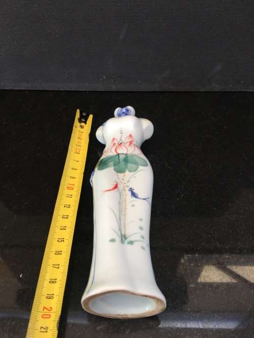 Beautiful Chinese Blue and white Porcelain Traditional Dress Bud Vase.