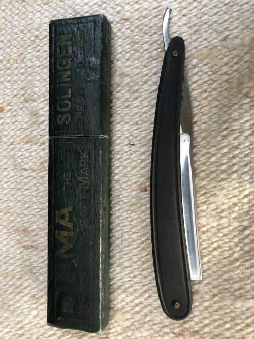 WOW !!! VINTAGE BOXED "W SAYNOR LTD" CUTLERS SHEFFIELD STRAIGHT CUT / CUT THROAT STROP RAZOR