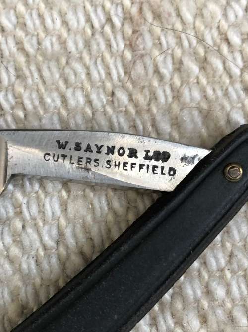 WOW !!! VINTAGE BOXED "W SAYNOR LTD" CUTLERS SHEFFIELD STRAIGHT CUT / CUT THROAT STROP RAZOR