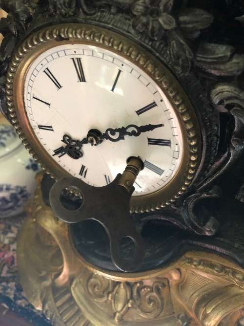 JAPY FRERE CIE MEDAILLE D`ARGENT 1844~1849 ORMOLU AND BRONZE FRENCH FIGURAL MANTLE CLOCK  ~ WORKING