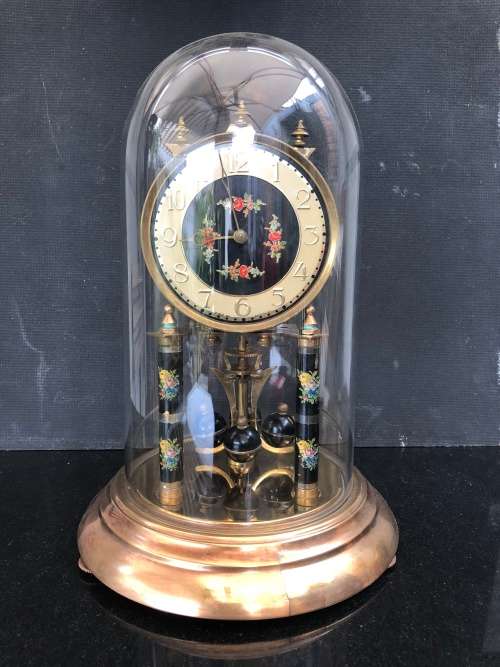 WOW !!! ABSOLUTELY STUNNING GERMAN ANNIVERSARY DOME CLOCK IN EXCELLENT WORKING ORDER , WITH THE KEY