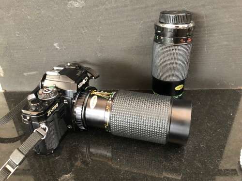 WOW !!!  COMPLETE MINOLTA X~700 CAMERA WITH 2 EXTRA LENSES AND MANY OTHER EXTRAS , CHECK DESCRIPTION