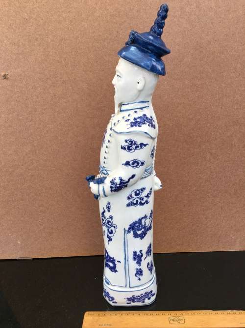Large Antique Blue and White Porcelain Qing Dynasty Emperor Kangxi - 47 cm Embossed markings.