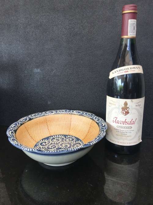 Beautiful Blue and White with brown bamboo look inner -Chinese Porcelain Serving Bowl.20.5 cm