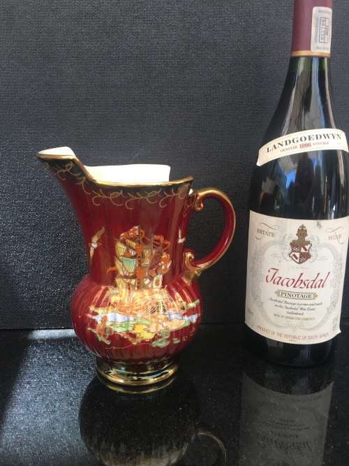 c1940s Crown Devon Fieldings Rouge Royal Jug Ship Pattern with Mother of Pearl Lustre inside. 17.5cm
