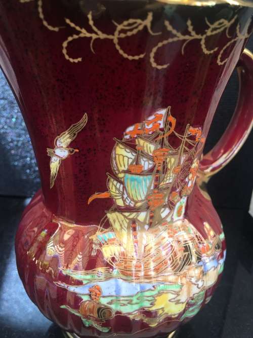 c1940s Crown Devon Fieldings Rouge Royal Jug Ship Pattern with Mother of Pearl Lustre inside. 17.5cm