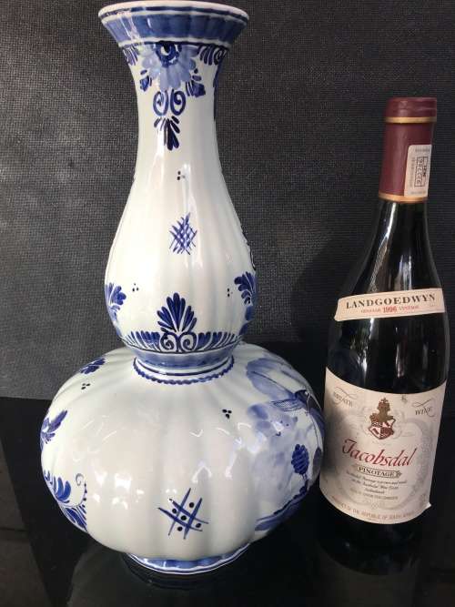 Stunning Antique Genuine hand painted Delft  Double Gourd Blue and white Vase marked made in Holland