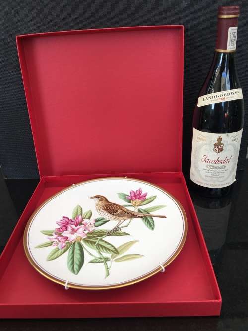 Highly Collectible "Garden Birds" no:5 "Mistle Thrush Display Plate By Spode Fine Bone China England
