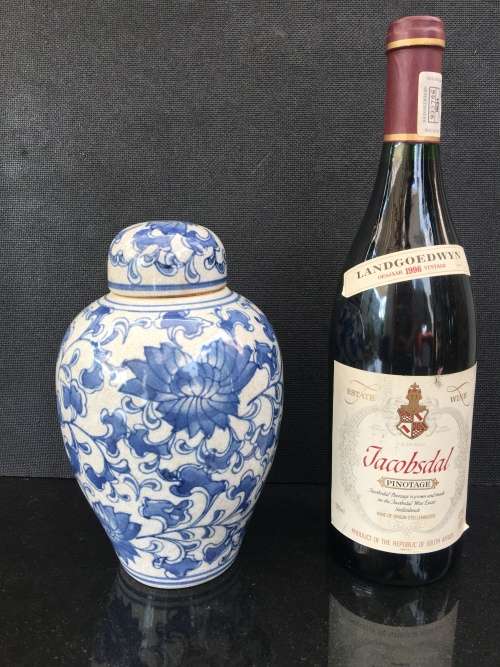 WOW !!! STUNNING CHINESE GENUINE MING BLUE AND WHITE MUSEUM QUALITY GINGER JAR