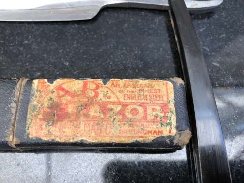 WOW !!! ANTIQUE THE MAB STRAIGHT CUT STROP RAZOR IN THE ORIGINAL BOX AND STILL SHARP