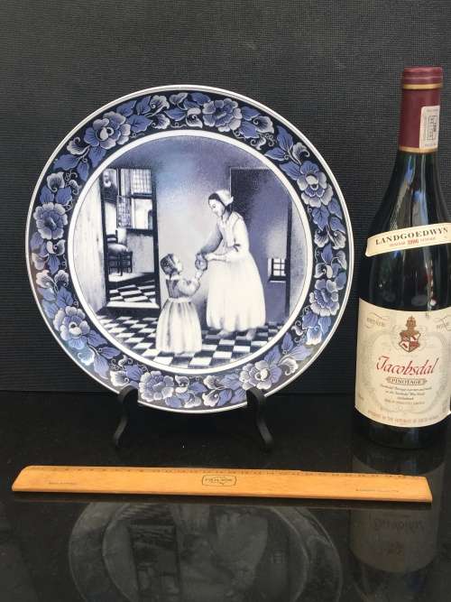 Delft Special Limited Collectors Edition "The Old Masters Series""Mother & Daughter" Porcelain Plate