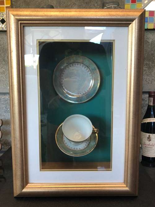 WOW !!! STUNNING BOX FRAMED VICTORIAN MOTHER OF PEARL GREEN AND GOLD TRIM TRIO ~ A BEAUTY