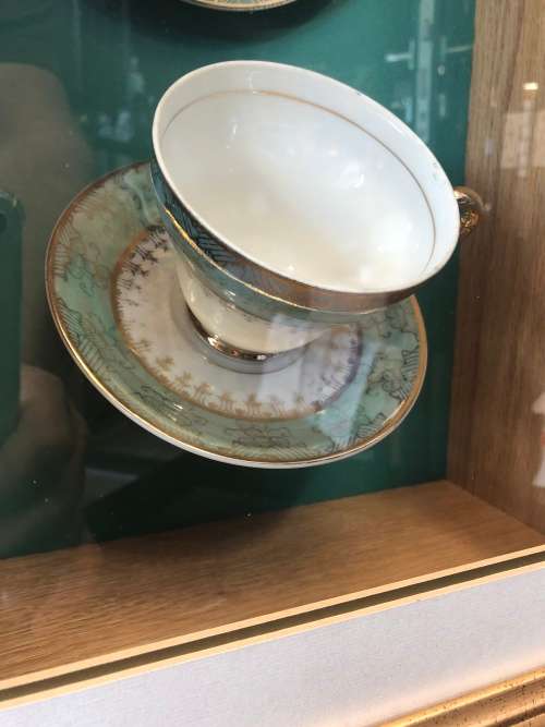 WOW !!! STUNNING BOX FRAMED VICTORIAN MOTHER OF PEARL GREEN AND GOLD TRIM TRIO ~ A BEAUTY